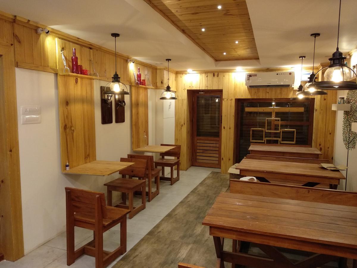 호텔 파크 에베뉴 Kochi 외부 사진